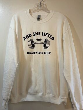 Gildan 'And She Lifted Heavily Ever After' Sweatshirt Womens Sz Medium